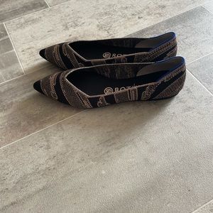 Rose Gold and Black Rothy’s